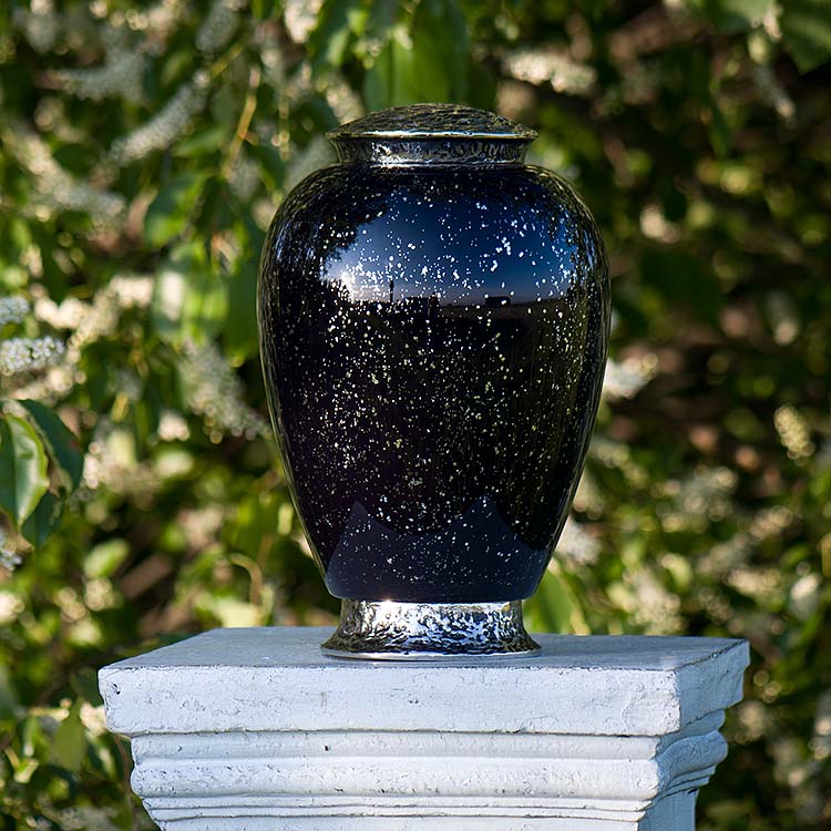 Glazen Urn Oneindig Heelal, Zilveren Voet en Deksel (4 liter)