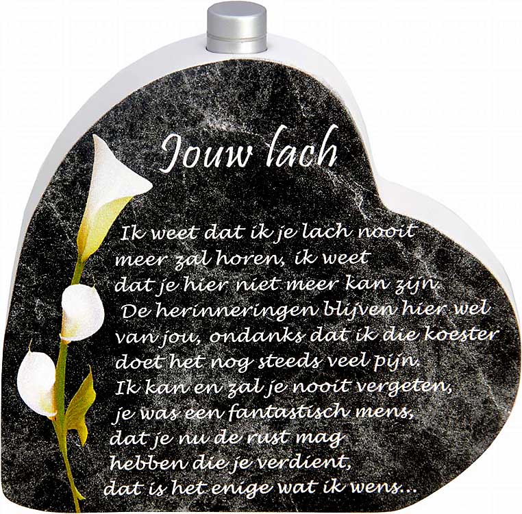 Houten Gedenkhart met Asbuisje en gedicht Lach (0.015 liter)