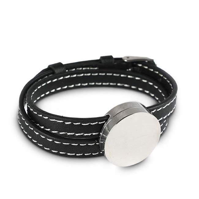Zwarte Lederen As-Armband, met Opvallend RVS Asmedaillon
