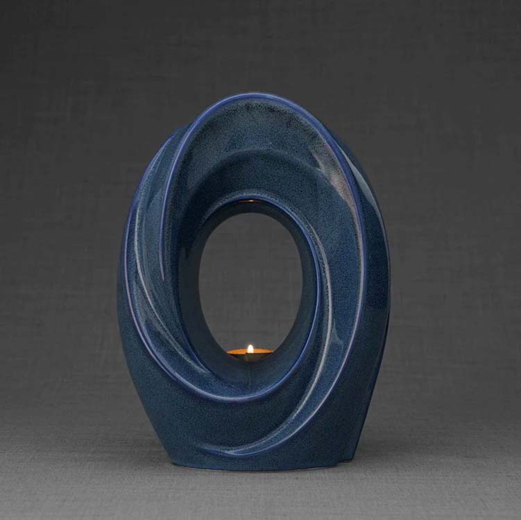 https://grafdecoratie.nl/photos/keramische-art-urn-Passage-crematie-as-urnen-keramiek-PA-L44.JPG